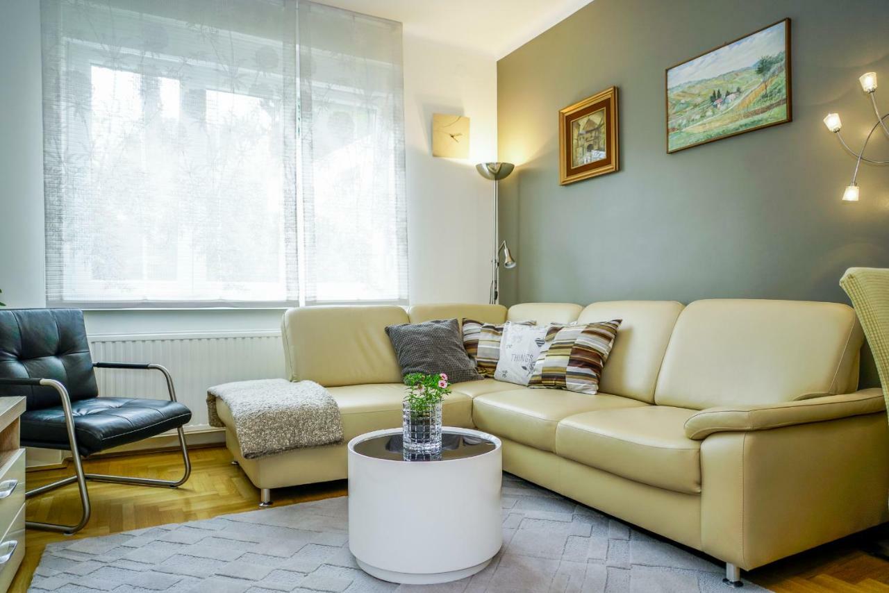Yellow Bike Apartment 萨格勒布 外观 照片