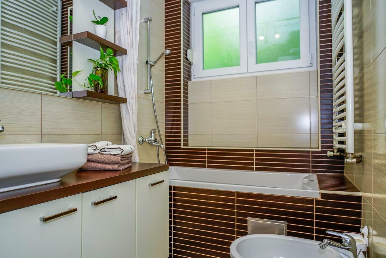 Yellow Bike Apartment 萨格勒布 外观 照片