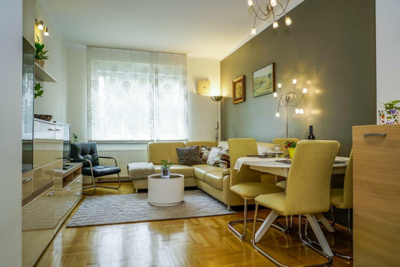 Yellow Bike Apartment 萨格勒布 外观 照片